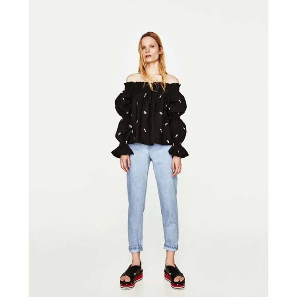 Zara Off Shoulder Embroidered Peasant Blouse Top Black Boho Romantic Size S